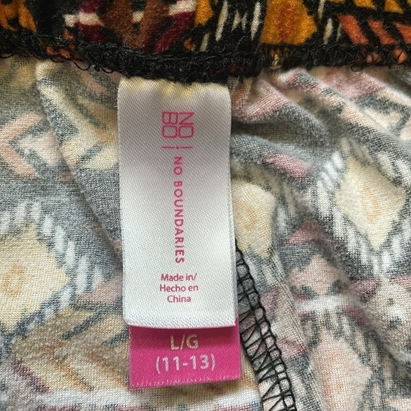 No Boundaries Orange Bohemian Aztec Print Leggings | Size JRS Large 11-13 - Picture 4 of 8